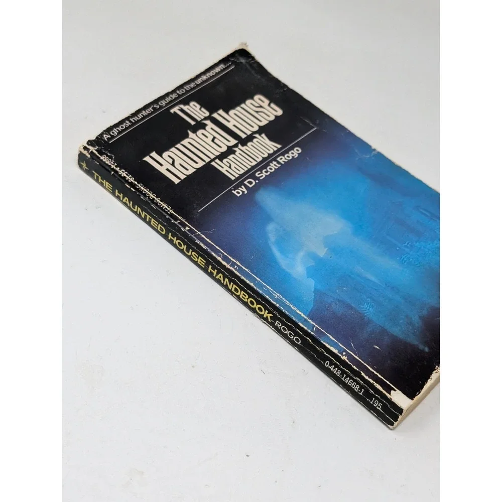 Haunted House Handbook by D. Scott Rogo Ghosts Occult Supernatural Book 1978 VTG
